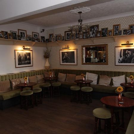 Abbey Grange Hotel Нанітон Екстер'єр фото